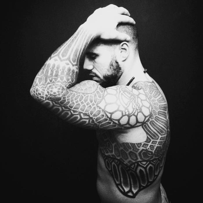 Gražus šiaurietiškas vikingų tatuiruotės simbolis