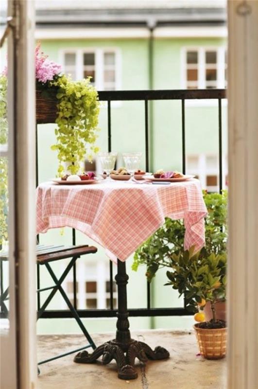 geriausi variantai jūsų gėlių balkono išdėstymui-terasos baldai-