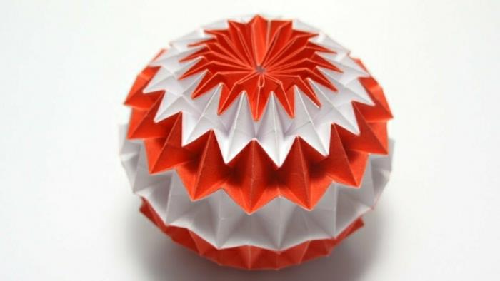 najboljše-origami-figure-v-papirju-obarvane-cvet-origami-figure-zlaganje-v-papirju