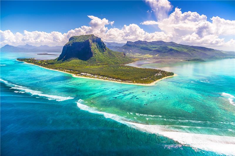 Mauricijus žiūrint iš viršaus, nuostabus kraštovaizdis, fantastiškas kraštovaizdis, nuostabi pasaulio gamta, žemė yra rojus