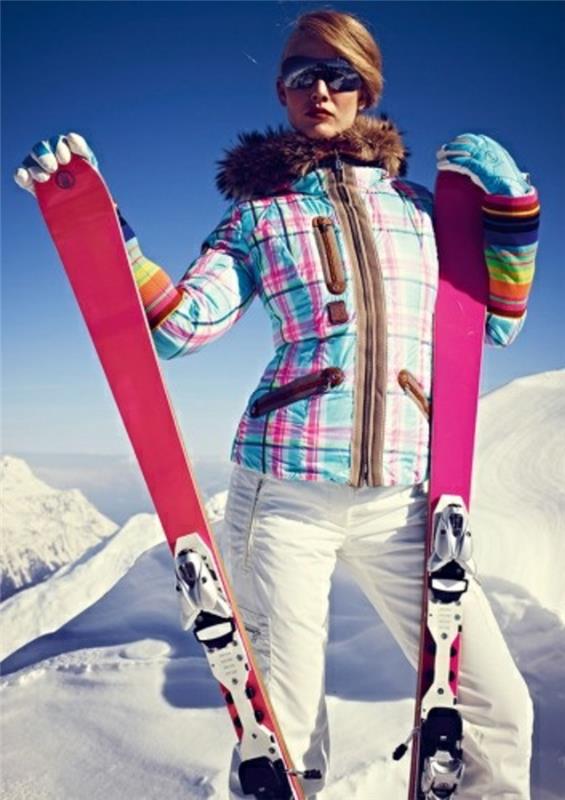 kadın-kayak-mont-trendleri-renkli-roxy-kayak-mont-modern kızlar için