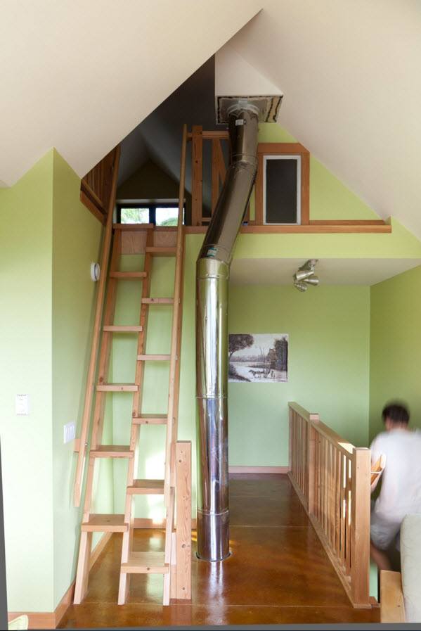 Escalera de madera original