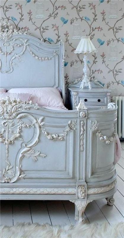 baročno-posteljni-okvir-baročno-modro-ozadje-cvetlični