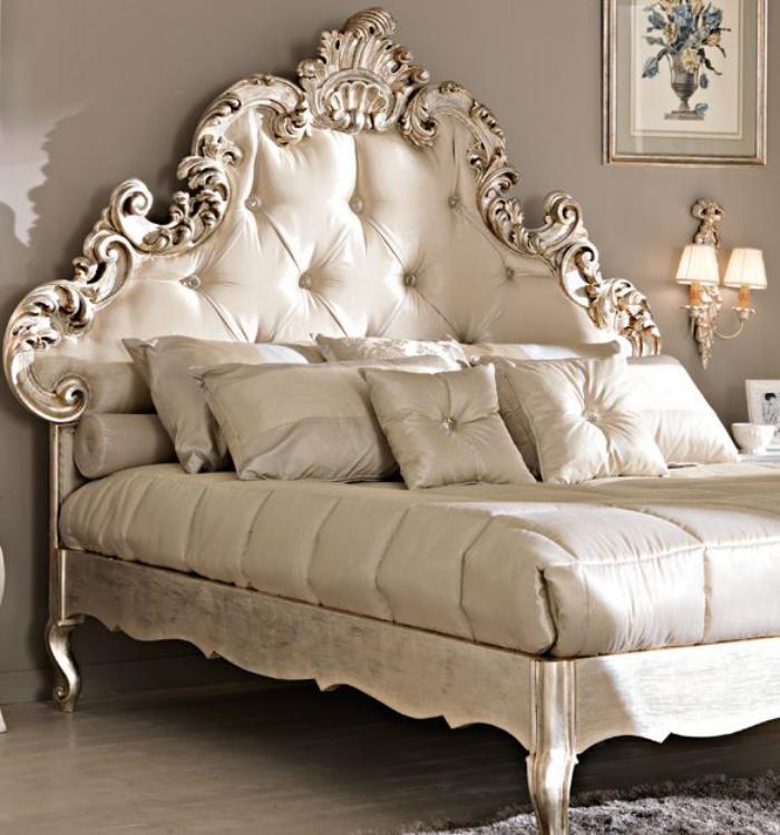 baročna postelja-veliko-vzglavje-baročna postelja-bež