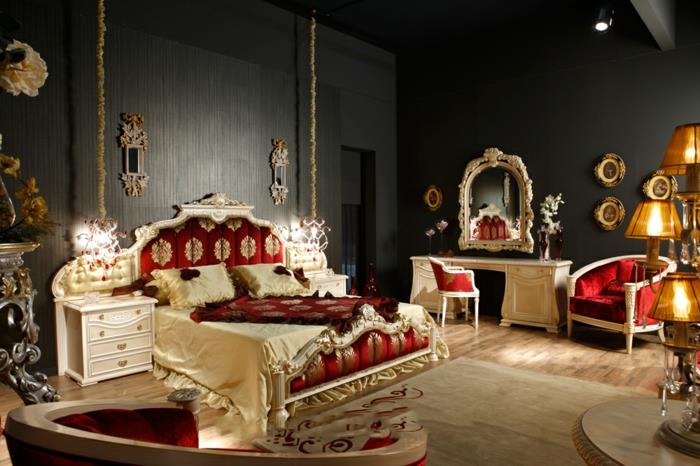 baročna spalnica, črne stene, očarljivo pohištvo v rdeči in zlati barvi, lesena tla
