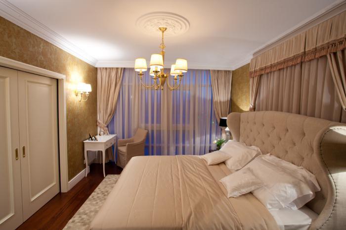 original-baročna postelja-odrasla-spalnica-vintage-chic-style