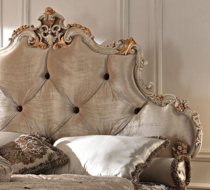 baročna postelja-vzglavje-veličastno-bež
