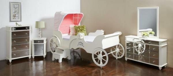 elegantna-design-girl-voziček-postelja
