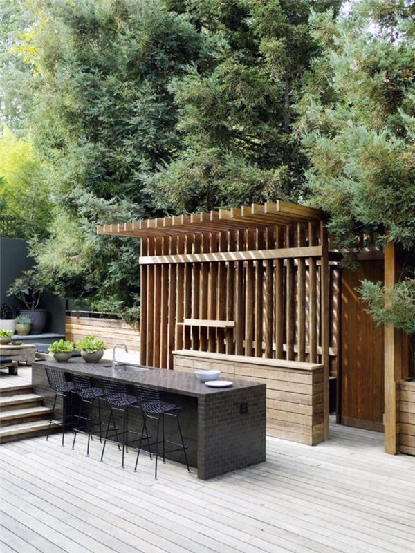 antracitno siv osrednji otoški barski stoli zunanja postavitev les poletna kuhinja beli leseni pokrov terase