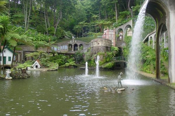 madeira-bahçe-botanik-su-heykel-madeira-adasını keşfet