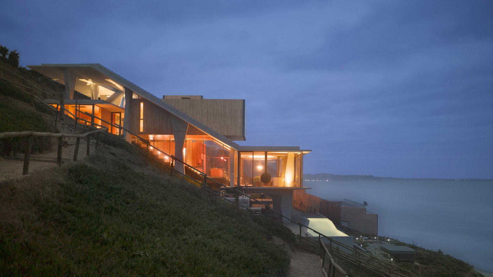 casa-ghat-max-nunez-arquitectos-architecture-chile_dezeen_2364_hero-1704x959