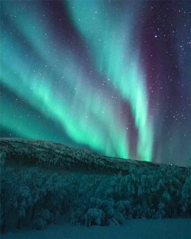 gražiausi tapetai su naktiniu kraštovaizdžiu, aurora borealis nuotrauka ir naktinis dangus snieguotame kalne