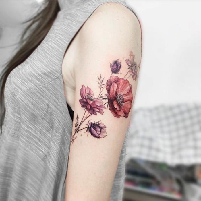 Lale anlamı çok güzel çiçek dövme kadın dövme