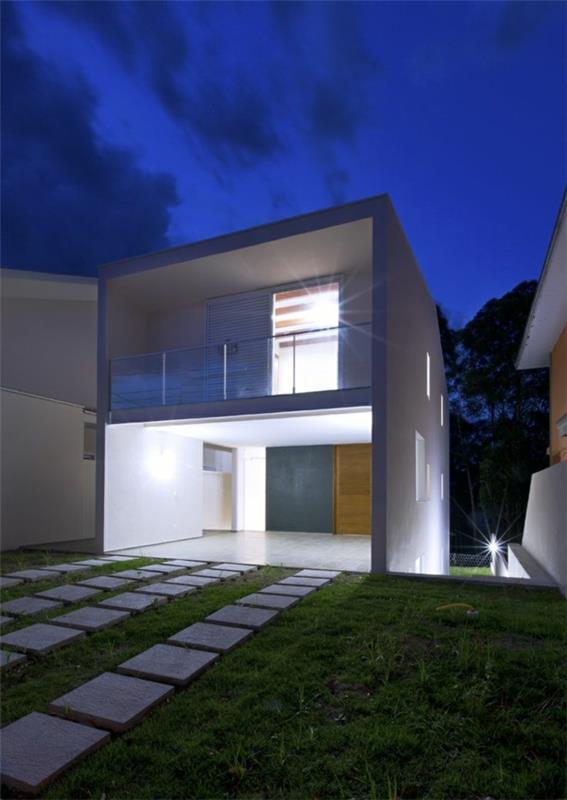 kubična hiša-preprostost-in-stil-novih-modelov