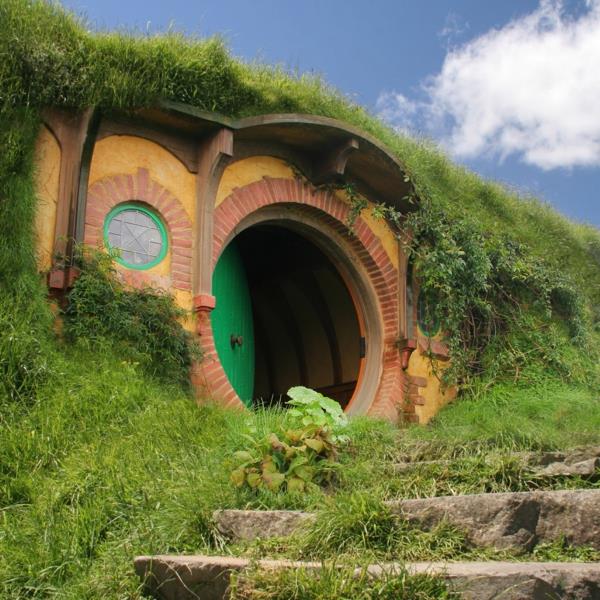 stebuklingas-hobbito namas
