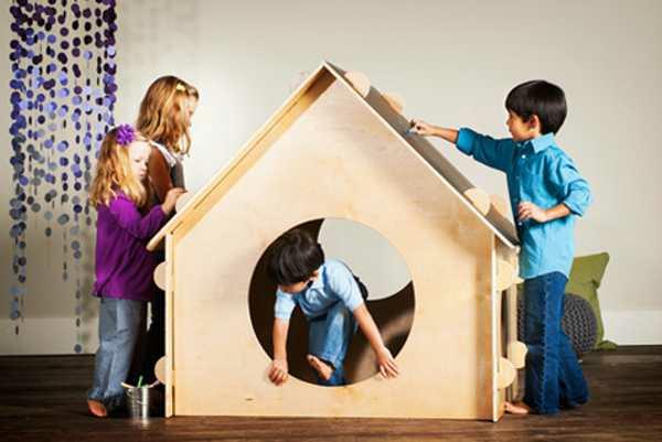 lesena hiša-za-otroke-notranje pohištvo
