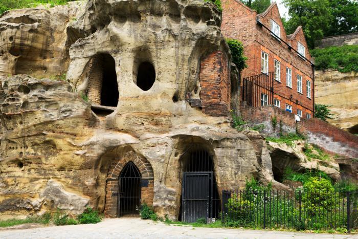 troglodyte-house-history-of-architecture
