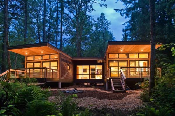 modularne hiše-modularna brunarica-v-gozdu