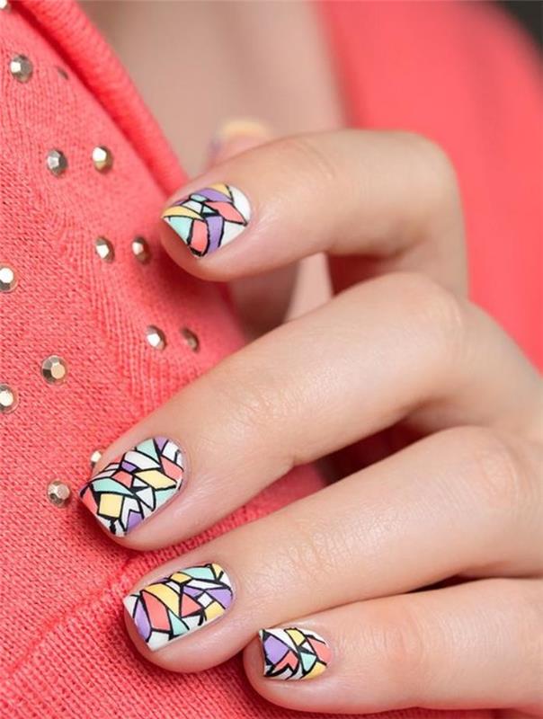 manikura-grafiti-vzorci-nail-art-grafiti