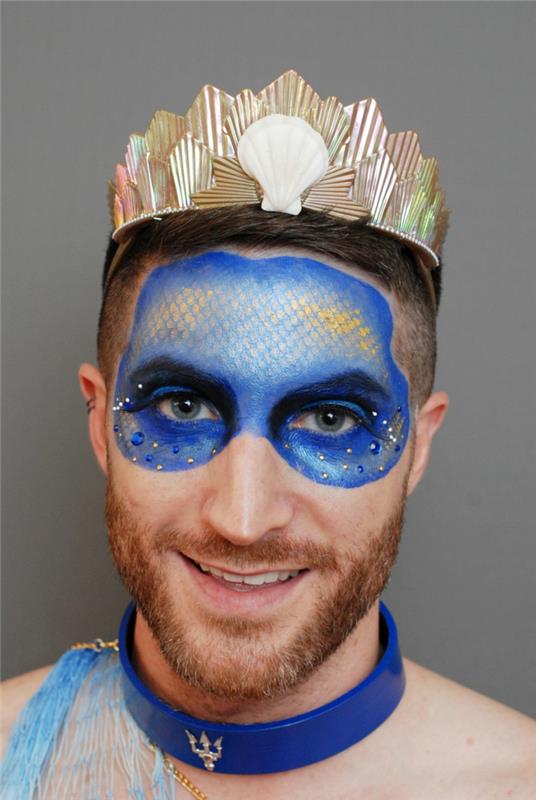 veido tapyba, tiara, veido kaukė, nudažyta mėlynu purškimu, kaklo karoliai