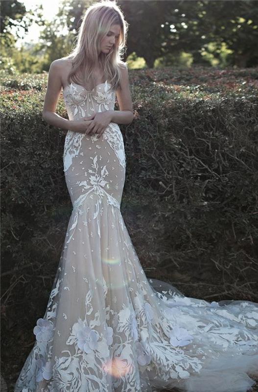 vestuvinė-vestuvinė suknelė-ilga-balta-žavinga-nėrinių suknelė
