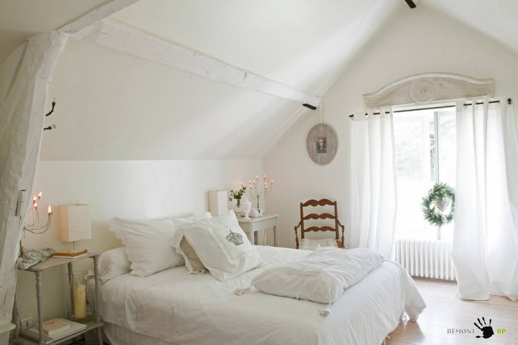 Dormitorio en blanco