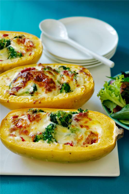 špageti iz bučk, polnjeni z brokolijem in mocarelo recept, idealen za jesenske večere