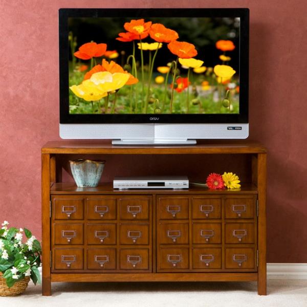 vaistinė-spintelė-tv-spintelė