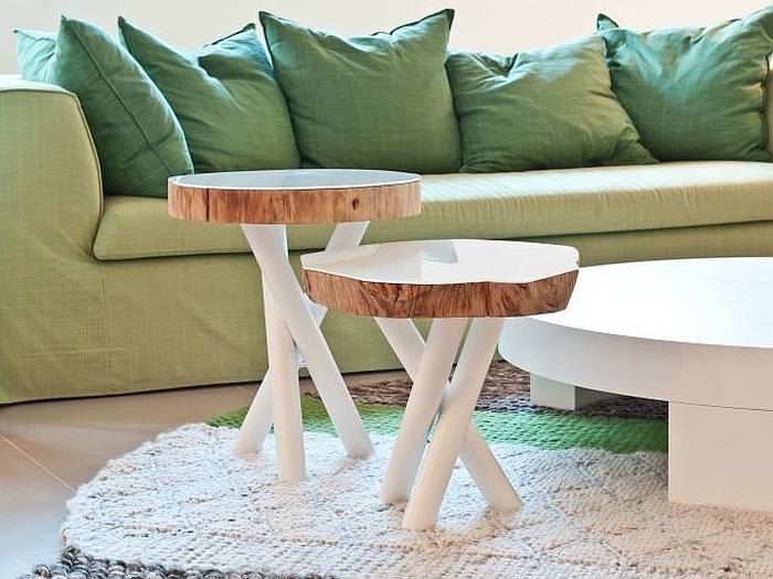 lesena miza za mizo na belih nogah