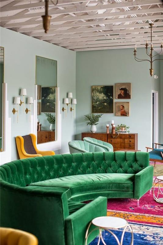 barokinė žalios spalvos pusiau apvalios sofos spintelė daugybei svečių