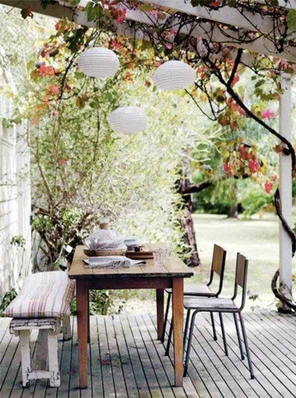 bahçe-mobilya-demir-ahşap-bahçe-sandalyeler-ahşap-bahçe-masa