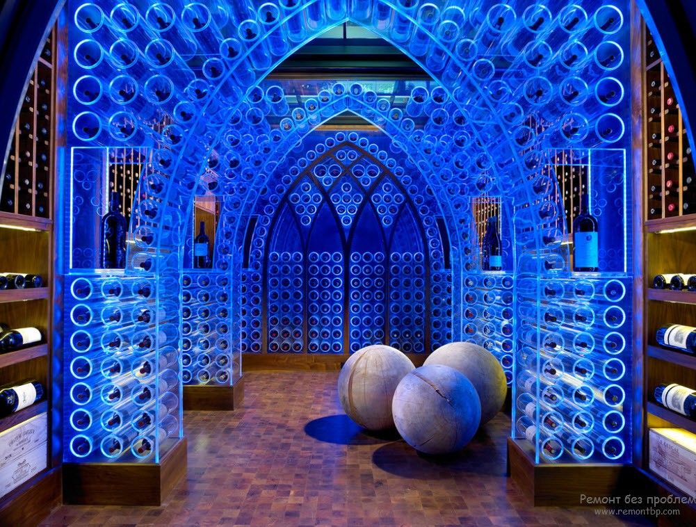 Luci al neon in cantina