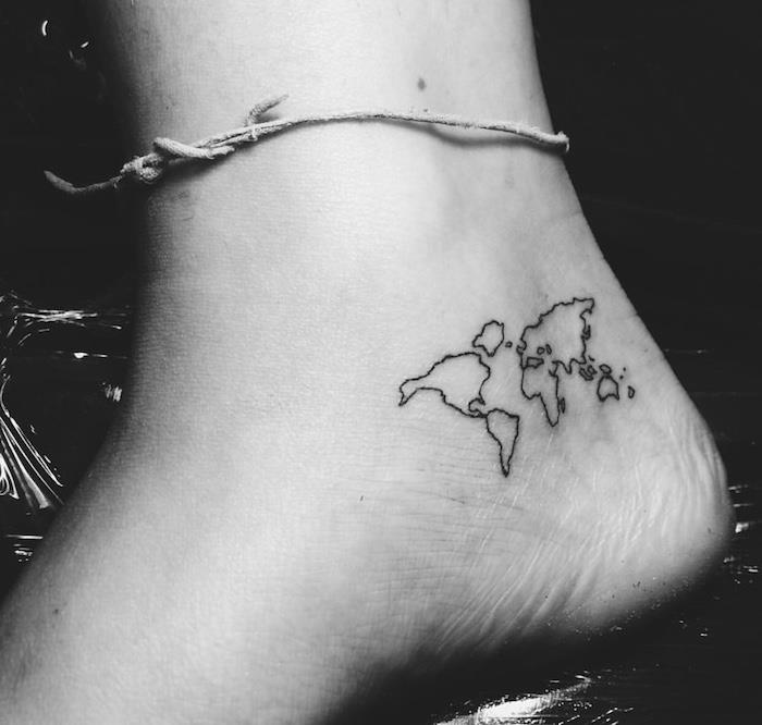 Pėdų tatuiruotė pasaulio žemėlapis pasaulio žemėlapis tatuiruotės dizainas žemynai