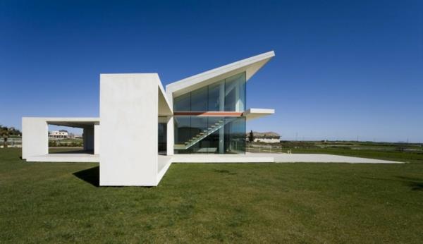 minimalistična arhitektura za sodoben dom