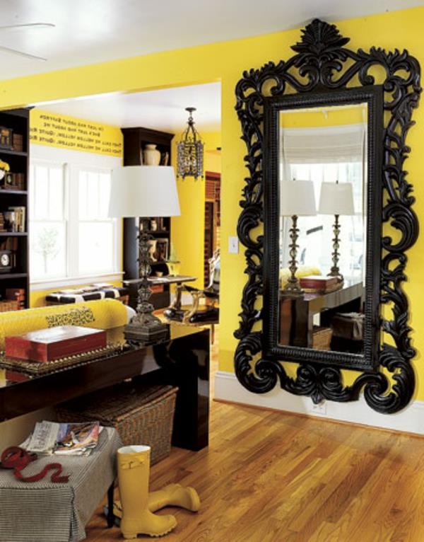 baroko veidrodis-juodas rėmas-geltonas-interjeras