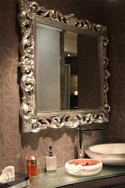 baroko veidrodis-didelis vonios kambarys-veidrodis