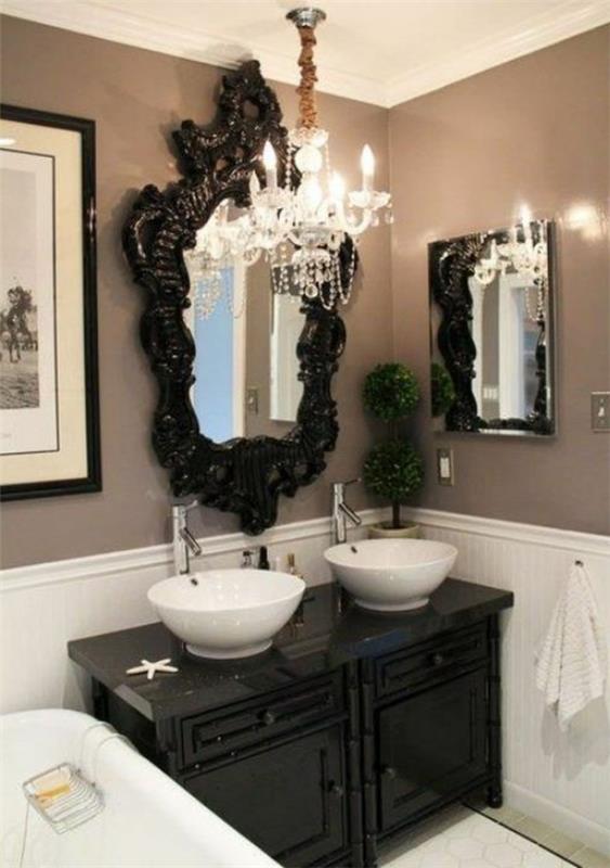 juodo baroko veidrodis-vonios kambarys