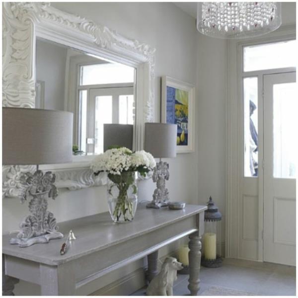 baroko veidrodis-baltas-įėjimas