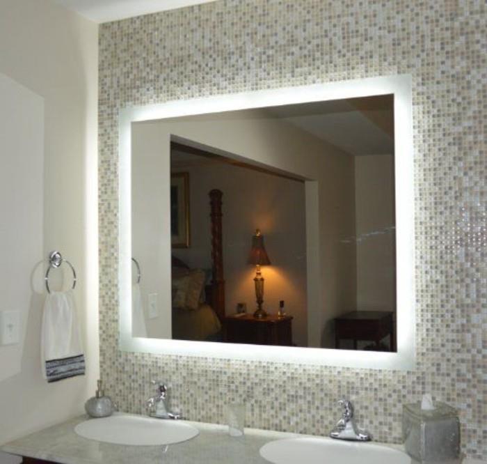 apšvietimas-vonios kambarys-pigus-dizainas-siena-mozaika-veidrodis-120x60