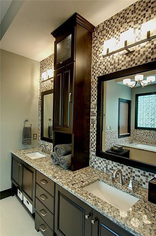 ogledalo-kopalnica-črni okvir-moderna-omara