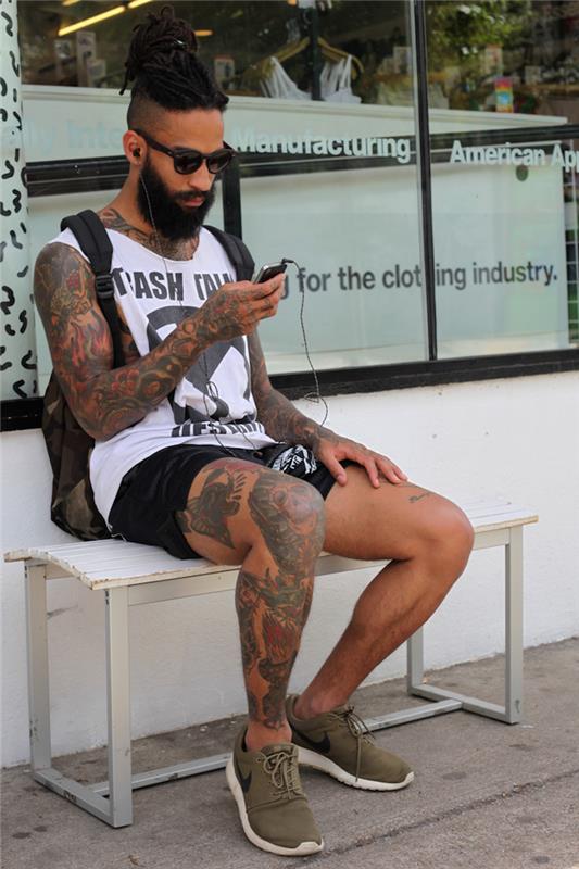 debela brada črni hipster dreads cut bunka undercut moški hipster noge tattoo