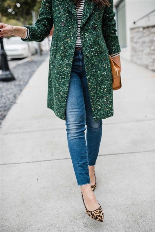 kış 2020 kadın ceket modeli yeşil renk, kot pantolon ve topuklu iş yerinde elbise tarzı fikir