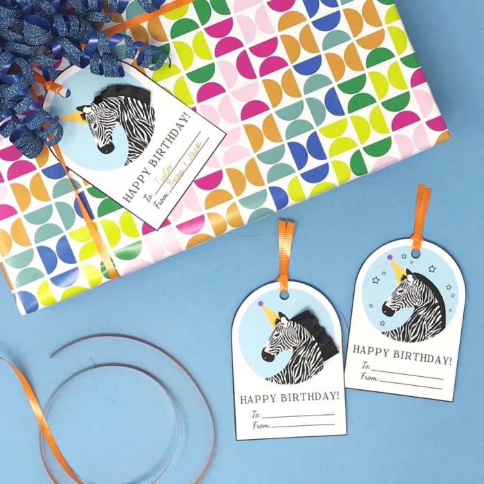 predloga za rojstnodnevno voščilnico za tiskanje v obliki darilne oznake za risanje zebre, osebno zavijanje daril z etiketo za darilo