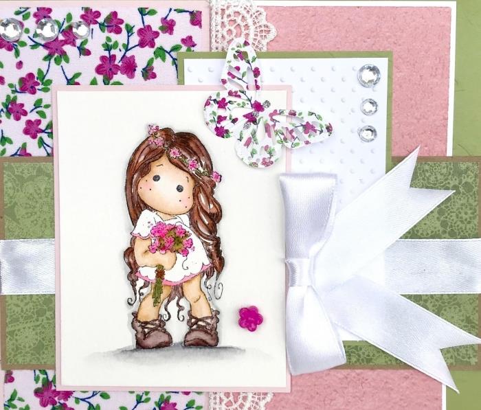 pasidarykite vaikui atviruką, lengva popieriaus meno darželio rankinė veikla, pasidaryk pats pastelinio rožinio popieriaus gimtadienio atvirukas su mažos mergaitės laužo iliustracija