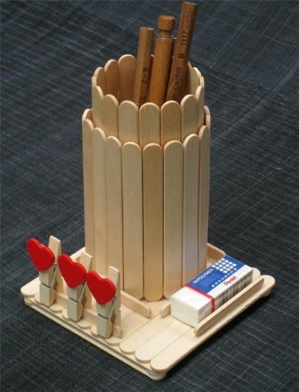 darbalaukio organizatorius-modelis-pagamintas iš pieštukų stiklainių-idėja-kaip pasidaryti originalų pieštuko stiklainį