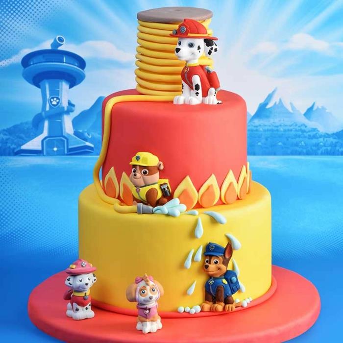 torta v rdeči in rumeni barvi, gasilski psi, figurice paw patrol, torta za torto paw patrol