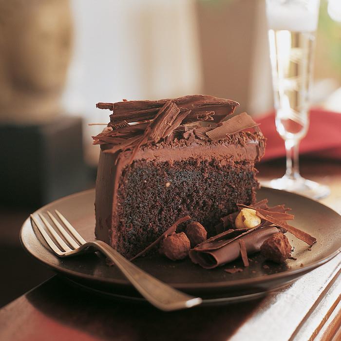 Skanus fondanto šokoladinio pyrago receptas gimtadienio torto receptas šokolado gabaliukai