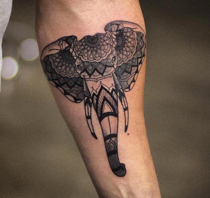 dövme mandala anlamı modeli fil tatto kol adam hindistan