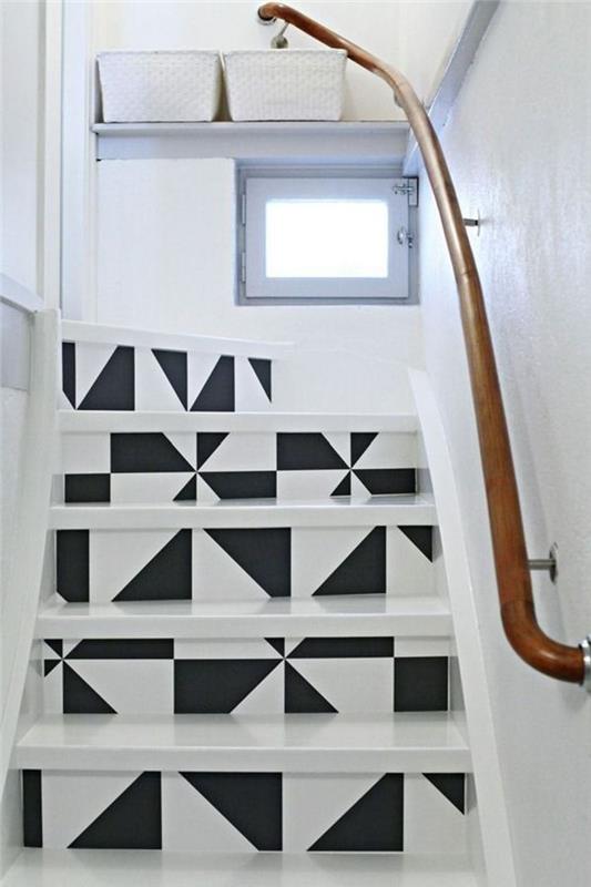 črno -beli grafični vzorci, narejeni z barvo za energijski učinek v kletki