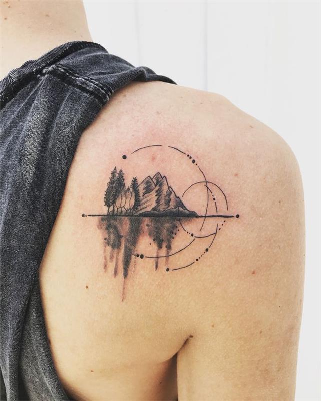gorska pokrajina s krogi, tetovaža na hrbtni strani rame, geometrijska tetovaža cvetja